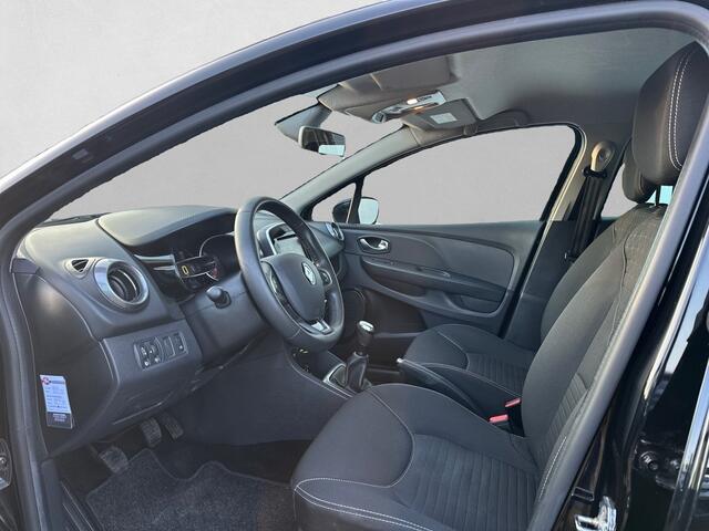 Renault CLIO 0.9 TCe Intens CAMERA / CRUISE / NAVI / PDC ACHTER