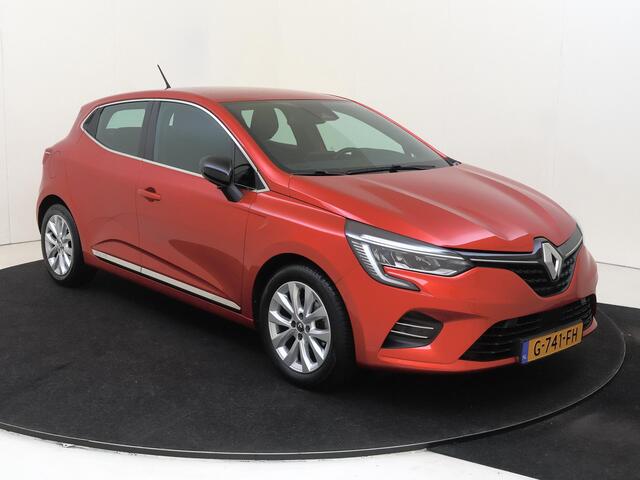 Renault CLIO 1.0 TCe 100 PK Intens Navigatie | Climate Control | Groot Scherm | 360 Camera | Parkeersensoren | Android Auto | Apple Carplay