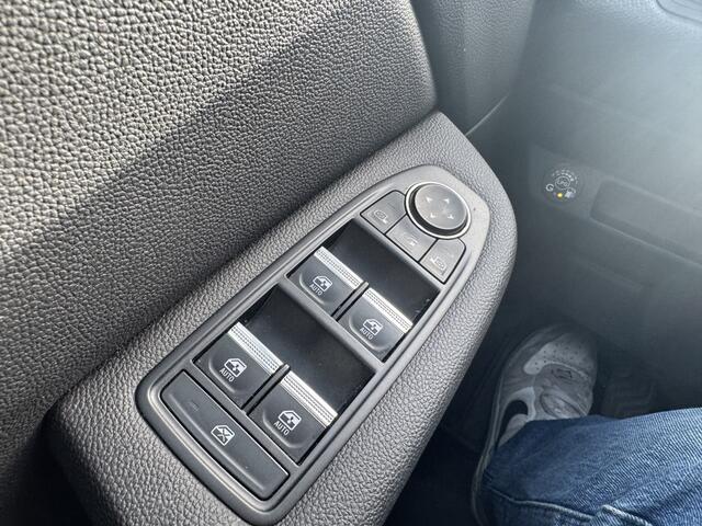 Renault CLIO TCe Bi-Fuel Intens