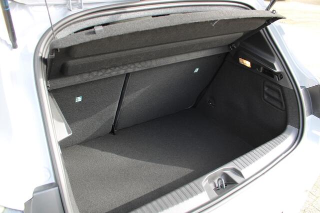 Renault CLIO 1.6 E-Tech Full Hybrid 145 techno | Stoel en stuurverwarming | Achteruitrijcamera | Climate control