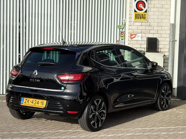 Renault CLIO 0.9 TCe Limited Comfort | NAP | Climate Control | Navigatie | Achteruitrijcamera | Cruise Control | Parkeersensoren |