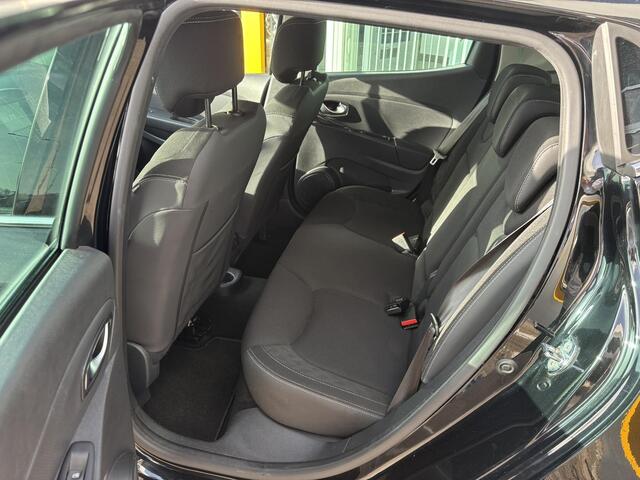 Renault CLIO 0.9 TCe Limited Comfort | NAP | Climate Control | Navigatie | Achteruitrijcamera | Cruise Control | Parkeersensoren |