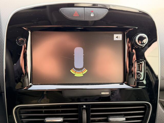Renault CLIO 0.9 TCe Limited, REVISIE MOTOR MET NIEUWE KETTINGSET, AIRCO(CLIMA), CRUISE CONTROL, PARKEERSENSOREN, GROOT NAVIGATIE, 4X ELEK-RAMEN, BLUETOOTH-RADIO-USB-AUX, ISOFIX, LED DAGRIJVERLICHTING, CENT-VERGRENDELING, LM-VELGEN