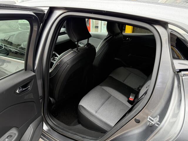 Renault CLIO 1.6 E-Tech Full Hybrid 145 techno | NAP | Navi groot | DAB | Climate Control | Key-less |