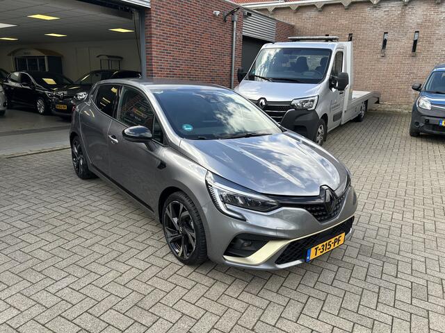 Renault CLIO 1.6 E-Tech Hybrid 145 E-Tech Engineered