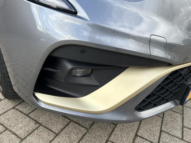 Renault CLIO 1.6 E-Tech Hybrid 145 E-Tech Engineered