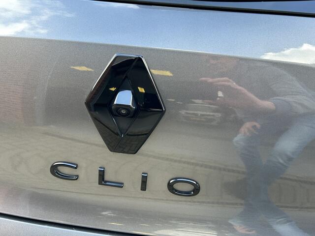 Renault CLIO 1.6 E-Tech Hybrid 145 E-Tech Engineered