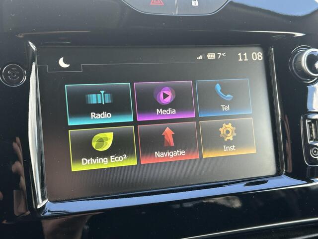 Renault CLIO Estate 0.9 Limited / Navigatie / Lichtmetalen Velgen / 1e Eigenaar / Dealer Onderhouden / Parkeersensoren / Cruise Control / Airco / Trekhaak /