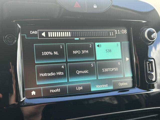 Renault CLIO Estate 0.9 Limited / Navigatie / Lichtmetalen Velgen / 1e Eigenaar / Dealer Onderhouden / Parkeersensoren / Cruise Control / Airco / Trekhaak /