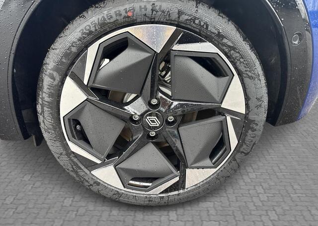 Renault CLIO 1.8 Hybrid 160 techno - pack winter / safety & parking