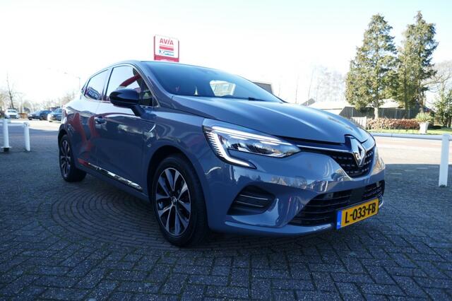Renault CLIO 1.3 TCE INTENS AUTOMAAT CAMERA/NAVIGATIE/GROOTSCHERM/131 PK