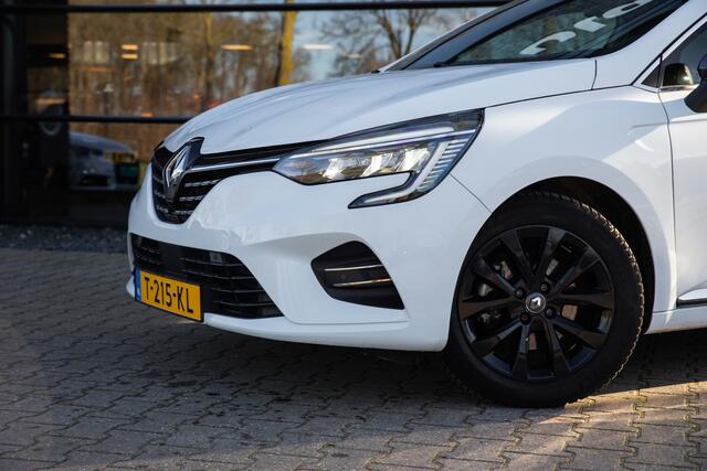 Renault CLIO 1.6 E-Tech Hybrid 140 Zen , Carplay, Camera, Keyless entry,