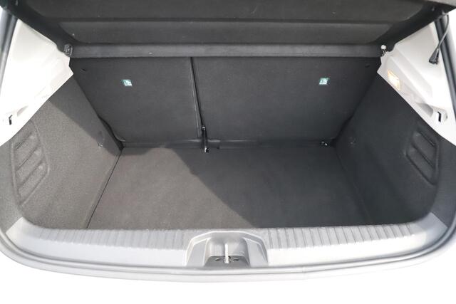 Renault CLIO 1.0 TCe Life Rijstrooksensor Airco Radio Bluetooth LED Cruise Control