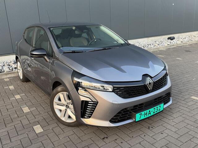 Renault CLIO 1.6 E-Tech Full Hybrid 145 evolution