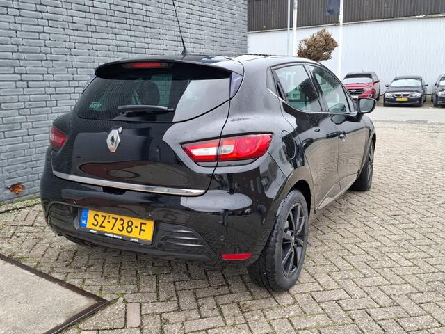 Renault CLIO 0.9 TCe Limited Navi/Led/Cruise/Airco ?