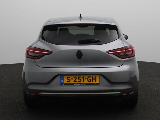 Renault CLIO 1.6 E-Tech Hybrid 145 E-Tech Engineered