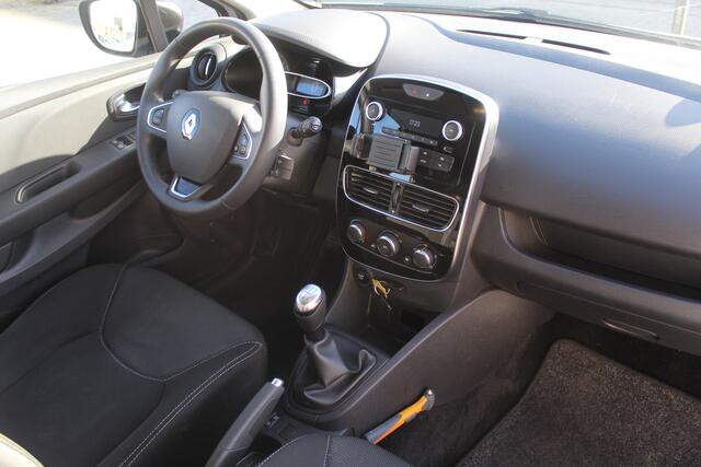 Renault CLIO Estate 0.9 TCe Life Airco/Cruise control/Bluetooth/Multifunctioneel stuur/Elektrische ramen