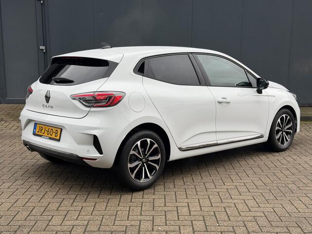 Renault CLIO 1.0 TCe 90 Techno Handgeschakeld / Pack winter / Draadloze telefoon lader / Keyless Entry/Start / Achteruitrijcamera / Stuur-, en Stoel verwarming / Climate control / Apple Carplay Android Auto /