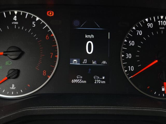 Renault CLIO 1.0 TCe Zen, carplay, cruise, pdc