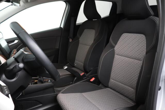 Renault CLIO 1.0 TCe 90 Evolution | Navigatie | 16"velgen | Parkeersensoren |