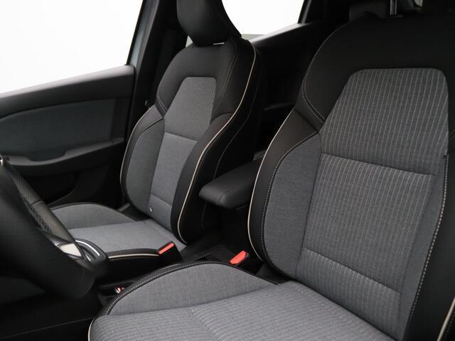 Renault CLIO E-Tech Full Hybrid techno 145pk 360° Camera | Cruise | Navi | Parkeersens. v+a