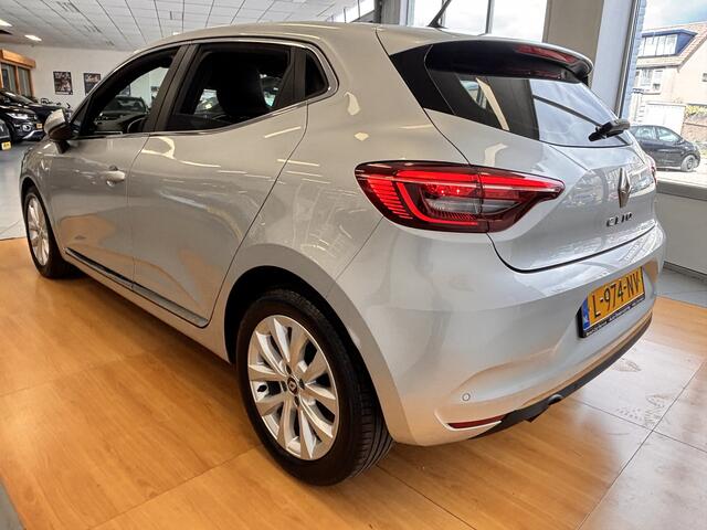 Renault CLIO 1.0 TCe Intens * BIJZONDER NETTE AUTO ! Keyless - Navi - Carplay