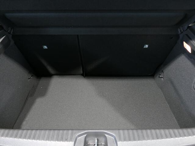 Renault CLIO 1.6 E-Tech Full Hybrid 145 evolution - NIEUW! - Navi - Camera - Cruise