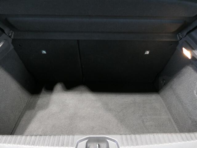 Renault CLIO 1.6 E-Tech Hybrid 140 Série Limitee - Clima - Keyless entry/start - Navi - Sensor achter