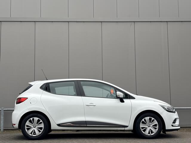 Renault CLIO 0.9 TCe - navi - airco - cruise - nap! -