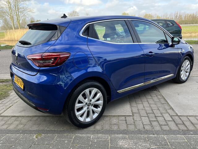 Renault CLIO 1.0 TCe Intens / Camera / Apple Carplay - Android Auto / Keyless / PDC V+A / LMV / 2e Paasdag open 09.00-17.00 uur