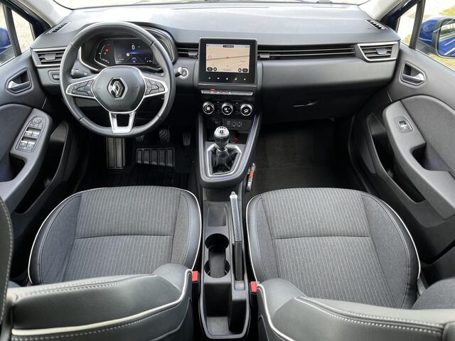 Renault CLIO 1.0 TCe Intens / Camera / Apple Carplay - Android Auto / Keyless / PDC V+A / LMV / 2e Paasdag open 09.00-17.00 uur