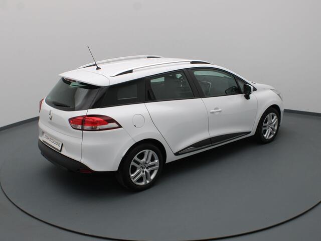 Renault CLIO Estate TCe Zen 90pk Airco | Cruise | Carplay | Navi | Parkeersens. achter