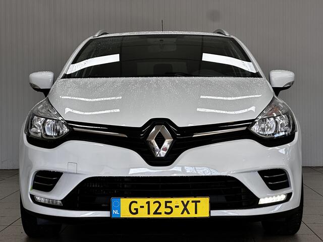Renault CLIO Estate 0.9 TCe Zen/ Trekhaak/ LED Dagrijverl./ DAB+/ Apple+Android/ Airco/ Navi/ Cruise/ Bluetooth/ Multi.Stuur/ Elek.Pakket/ Isofix/ PDC Achter.