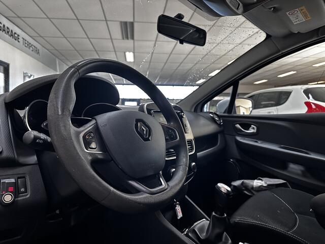 Renault CLIO Estate 0.9 TCe Zen/ Trekhaak/ LED Dagrijverl./ DAB+/ Apple+Android/ Airco/ Navi/ Cruise/ Bluetooth/ Multi.Stuur/ Elek.Pakket/ Isofix/ PDC Achter.