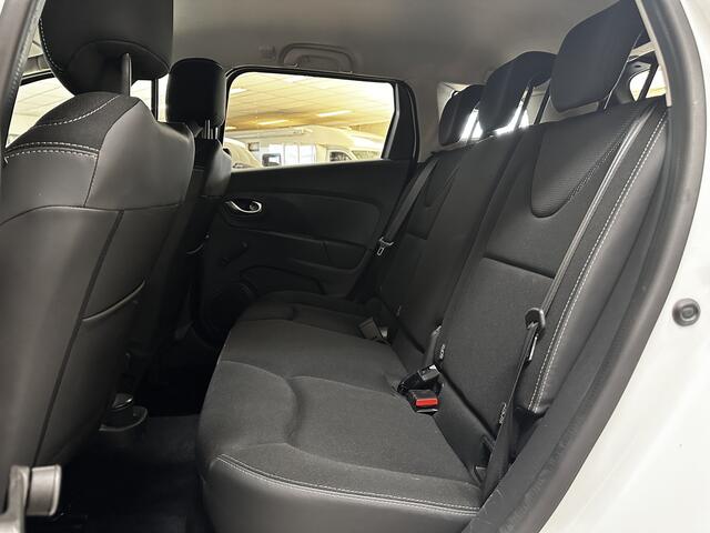 Renault CLIO Estate 0.9 TCe Zen/ Trekhaak/ LED Dagrijverl./ DAB+/ Apple+Android/ Airco/ Navi/ Cruise/ Bluetooth/ Multi.Stuur/ Elek.Pakket/ Isofix/ PDC Achter.