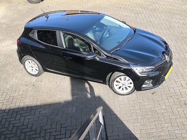 Renault CLIO 1.0 TCe Intens Stoel verwarming, DAB, Carplay, parkdistance, prive glas, 17 inch velgen, cruise + climate control
