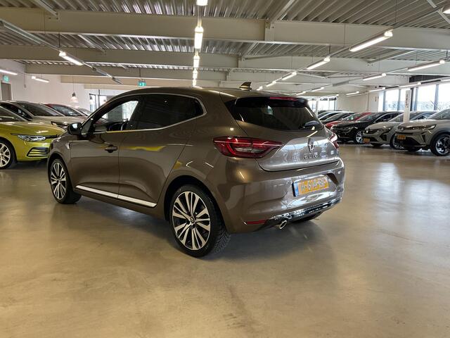 Renault CLIO 1.3 TCe Initiale Paris APPLE CARPLAY ANDROID AUTO / LEDEREN BEKLEDING CLIMATE CONTROLE / CRUISE CONTROLE / NAVIGATIE.