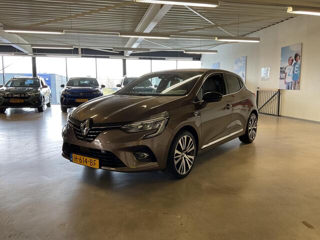 Renault CLIO 1.3 TCe Initiale Paris APPLE CARPLAY ANDROID AUTO / LEDEREN BEKLEDING CLIMATE CONTROLE / CRUISE CONTROLE / NAVIGATIE.