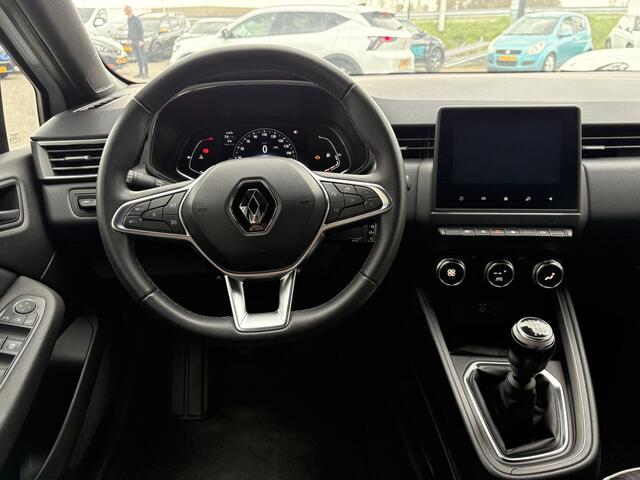 Renault CLIO 1.0 TCe Intens | NAP | 360 Graden camera | Climate Control | Key-less | LED | DAB | Lichtmetaal |