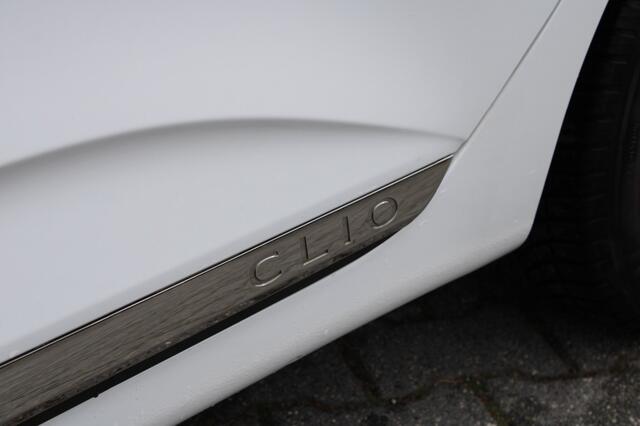 Renault CLIO 1.0 TCE ZEN - Cruise - Navi - Trekhaak - Lane assist