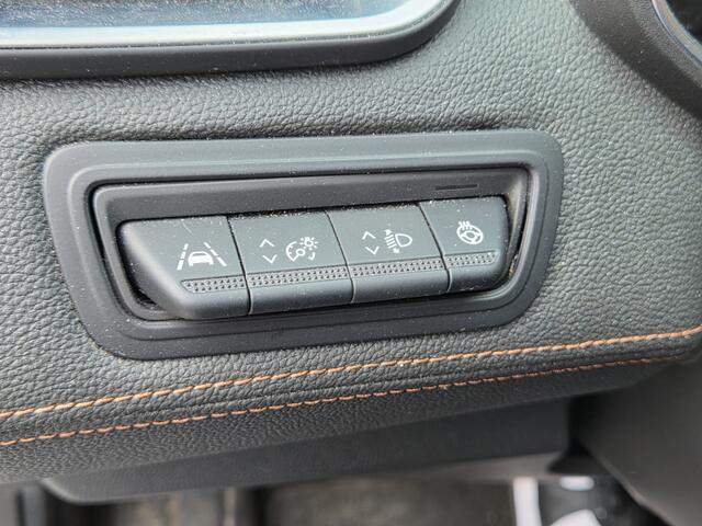 Renault CLIO 1.6 E-Tech Hybrid 140 Initiale Paris | Nieuw binnen | Stoel+stuur verwarming | 360 Camera | Leder |