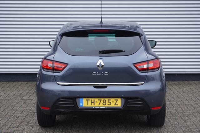 Renault CLIO 0.9 TCe Limited / Parkeersensoren achter / Navi / DAB+ / Airco / Cruise