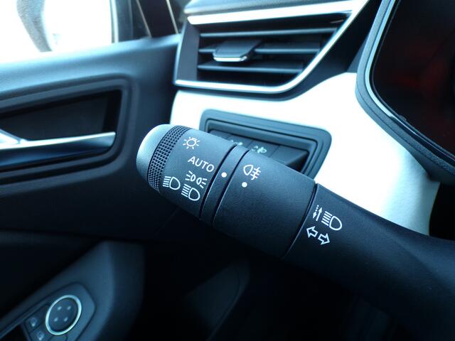 Renault CLIO 1.0 TCe 90 evolution, Carplay + Android Auto / Full LED. / Sensoren / Navigatie / 16'' LMV