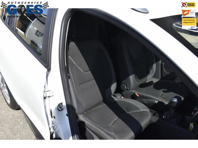 Renault CLIO Sport Tourer 0.9 Zen