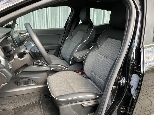 Renault CLIO 1.6 E-Tech Hybrid 140 Intens