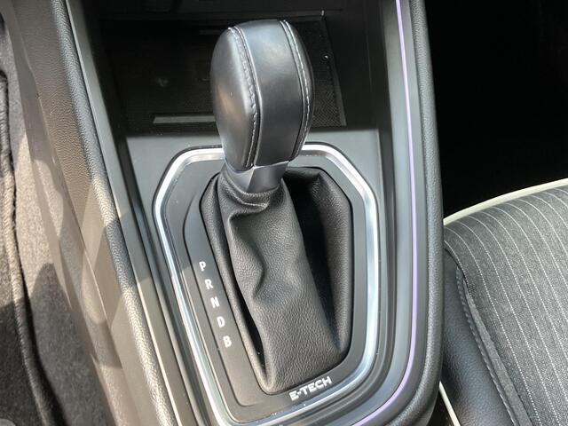 Renault CLIO 1.6 E-Tech Hybrid 140 Intens