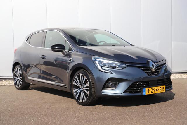 Renault CLIO 1.0 TCe Initiale Paris 101PK Groot Navigatie Achteruitrijcamera Lederen Bekleding 17 inch LMV