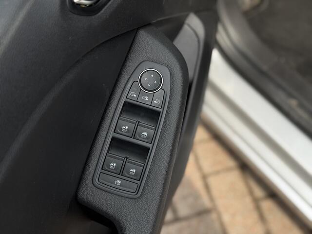 Renault CLIO 1.0 TCe 90 GPF evolution | PDC Achter | Bluetooth | Lane Assist | LED Koplampen | Cruise | Airco | RIJKLAARPRIJS INCL 12 MAANDEN GARANTIE EN BEURT