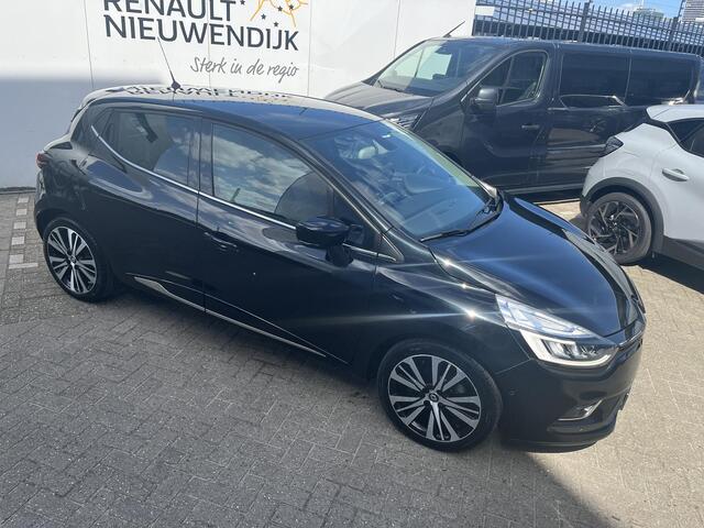 Renault CLIO 1.2 TCe Initiale / AUTOMAAT / CAMERA / LEDER / VOORSTOELEN VERWARMD / MIDDENARMSTEUN