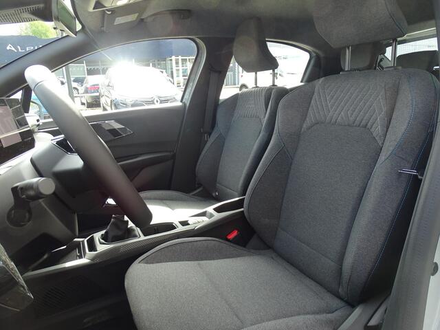 Renault CLIO 1.2 TCe 115 evolution NU 5 JAAR GARANTIE! / PACK NAVIGATION / ALL SEASON BANDEN / METALLIC